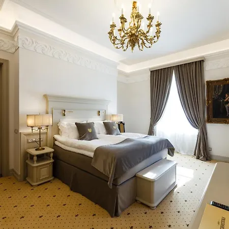 Friedheim Hotell *